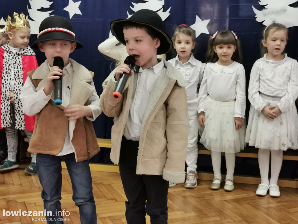 Koncert Bożonarodzeniowy w Przedszkolu nr. 3  Pszczółka Maja