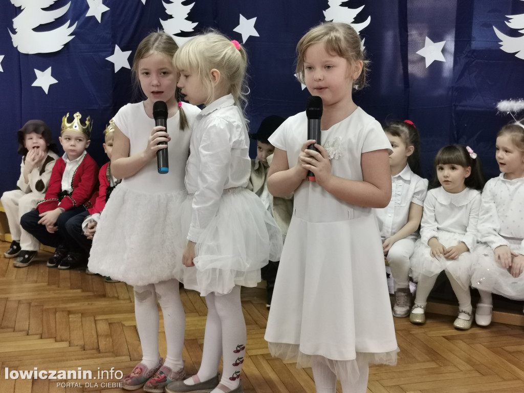 Koncert Bożonarodzeniowy w Przedszkolu nr. 3  Pszczółka Maja