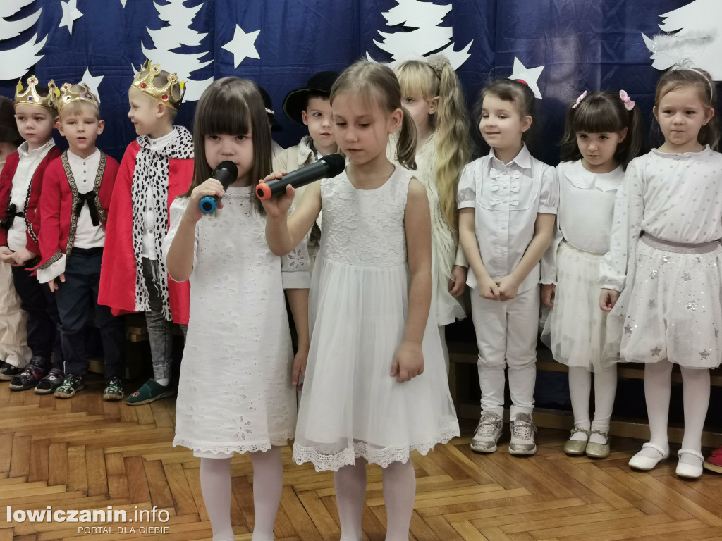 Koncert Bożonarodzeniowy w Przedszkolu nr. 3  Pszczółka Maja