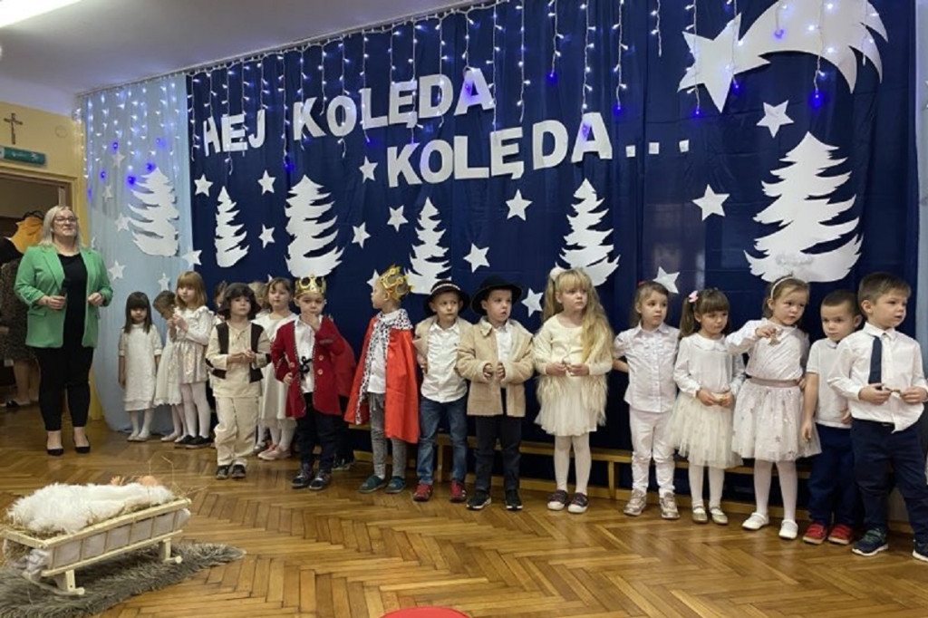 Koncert Bożonarodzeniowy w Przedszkolu nr. 3  Pszczółka Maja
