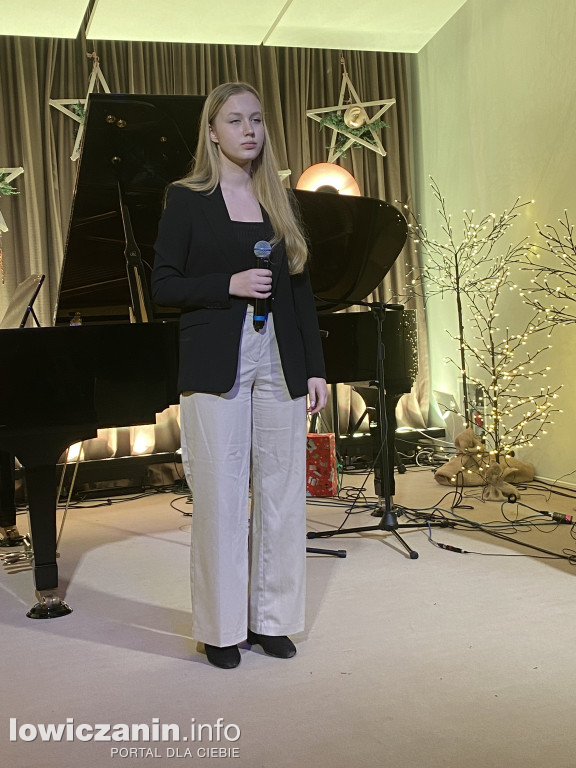 Spotkanie wigilijne w Sannikach i koncert laureatów ,,Pałacowego kolędowania”