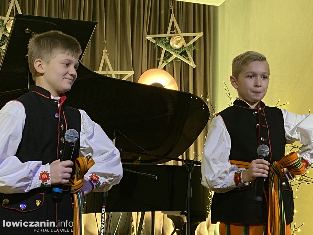Spotkanie wigilijne w Sannikach i koncert laureatów ,,Pałacowego kolędowania”