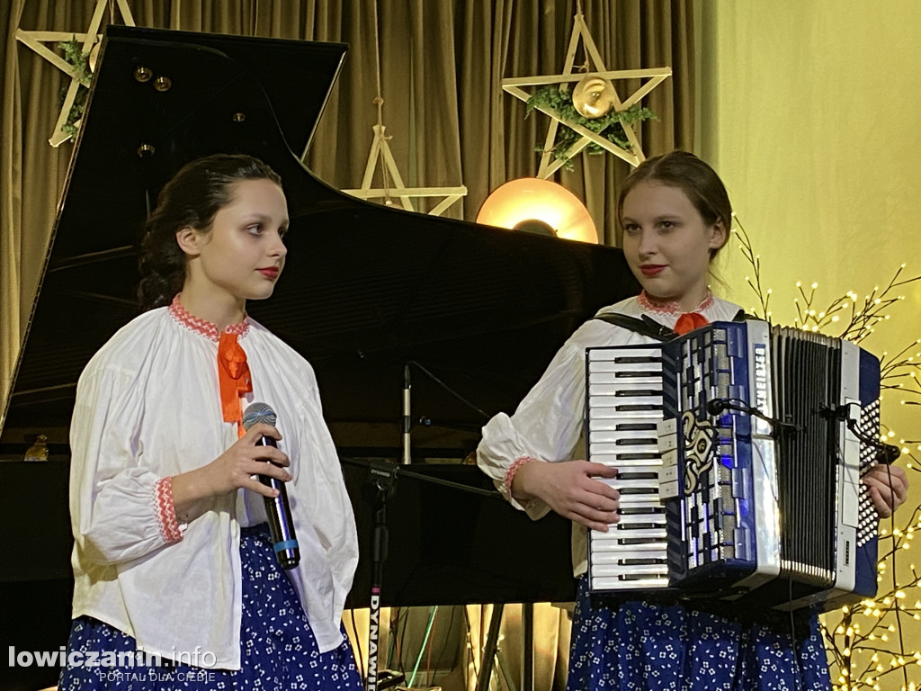 Spotkanie wigilijne w Sannikach i koncert laureatów ,,Pałacowego kolędowania”