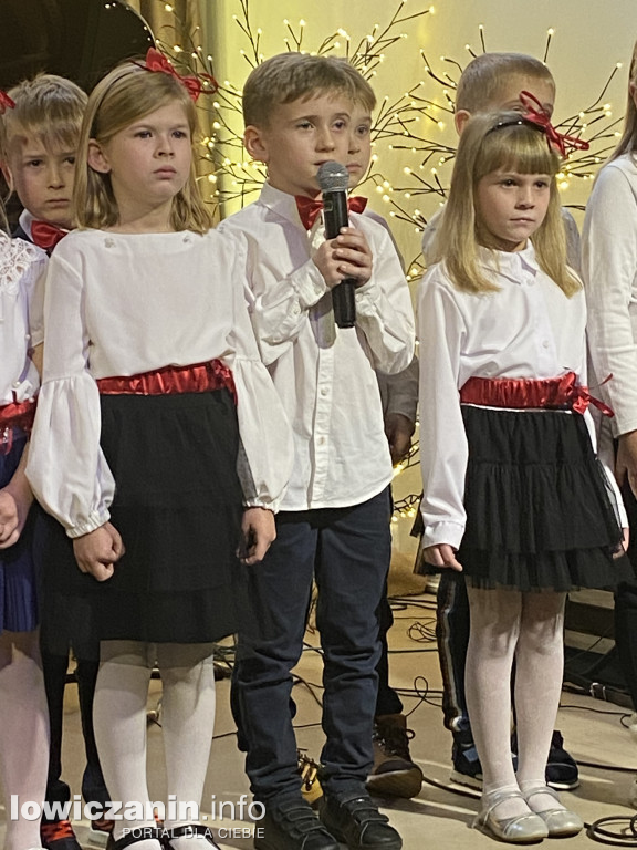 Spotkanie wigilijne w Sannikach i koncert laureatów ,,Pałacowego kolędowania”
