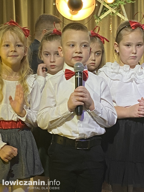 Spotkanie wigilijne w Sannikach i koncert laureatów ,,Pałacowego kolędowania”