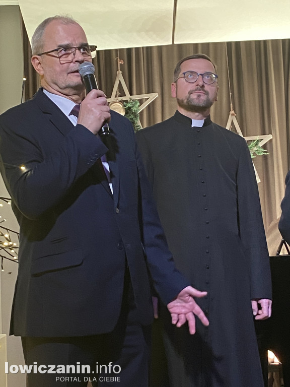 Spotkanie wigilijne w Sannikach i koncert laureatów ,,Pałacowego kolędowania”
