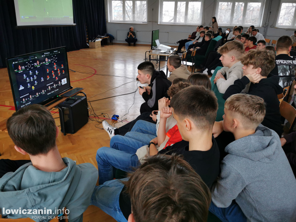 Szkolny e-Turniej w łowickim Ekonomiku