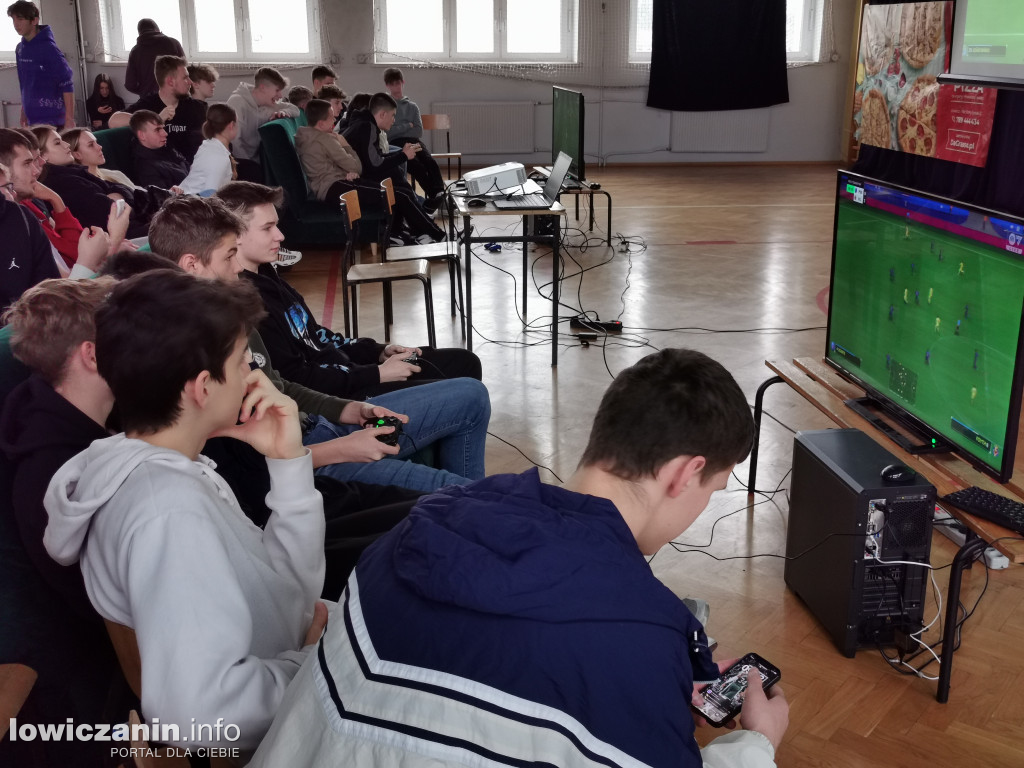 Szkolny e-Turniej w łowickim Ekonomiku