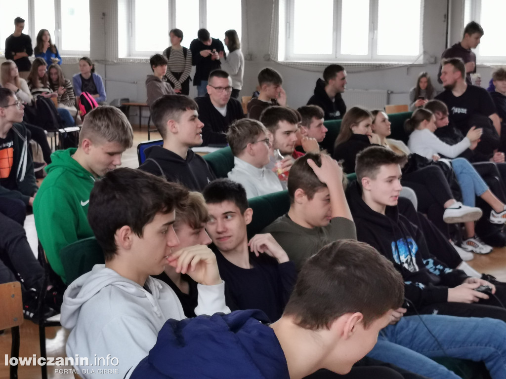 Szkolny e-Turniej w łowickim Ekonomiku
