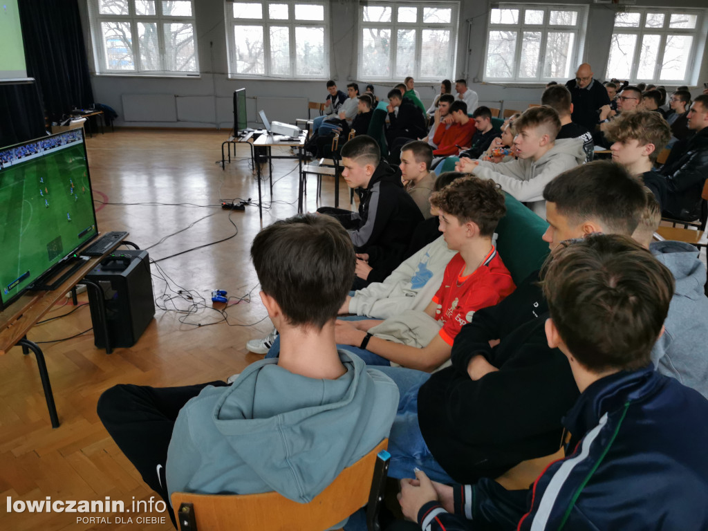 Szkolny e-Turniej w łowickim Ekonomiku