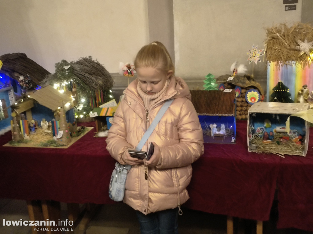 Łowicka Szopka Bożonarodzeniowa 2023