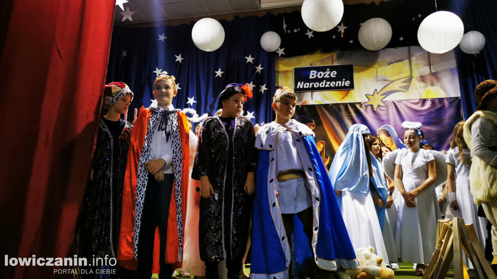 Piękne Jasełka w łowickiej Dwójce