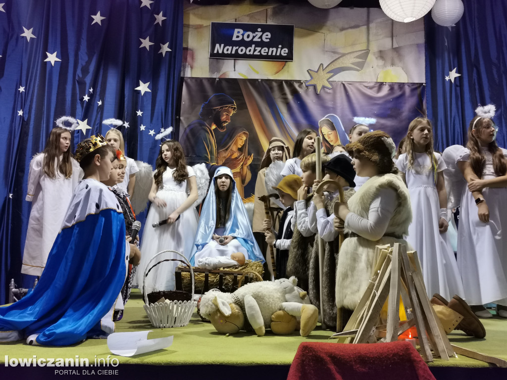 Piękne Jasełka w łowickiej Dwójce