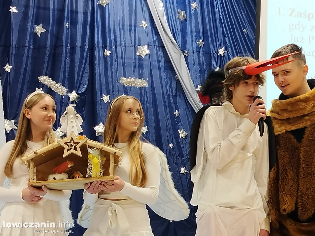 Wspólne kolędowanie w I LO w Łowiczu