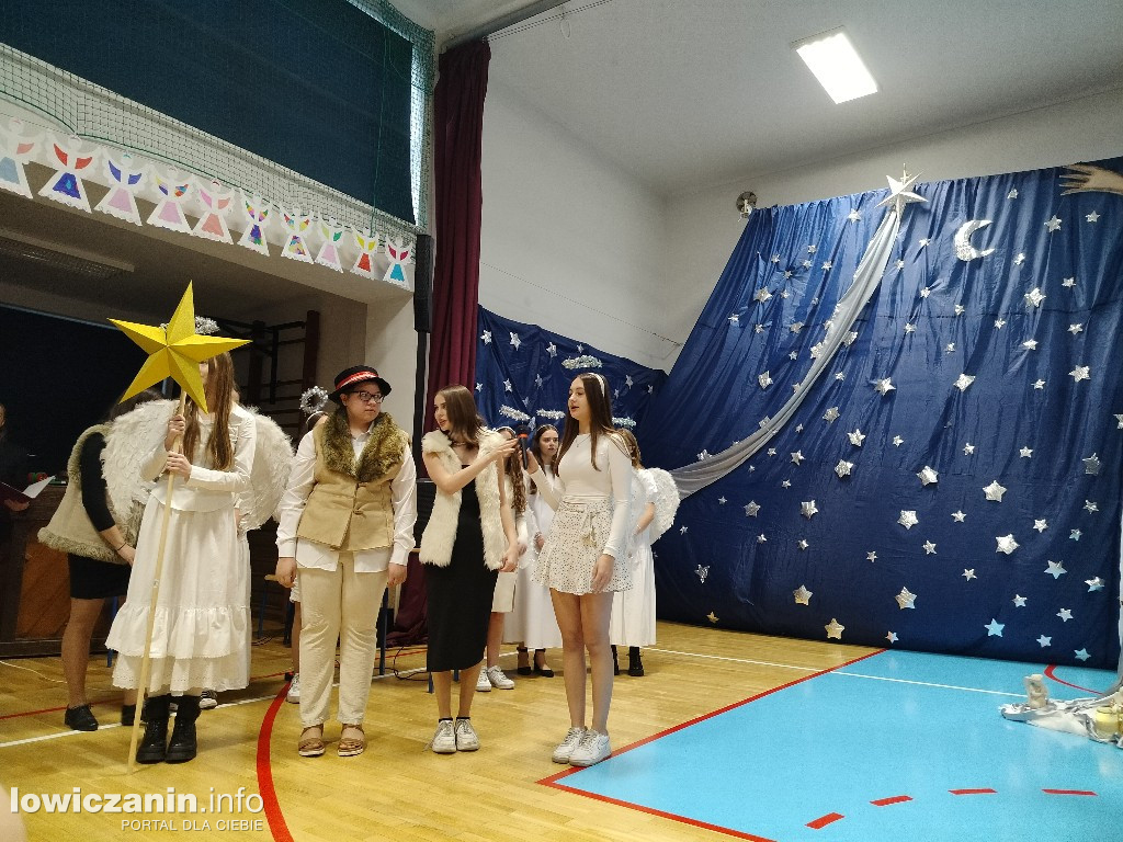Wspólne kolędowanie w I LO w Łowiczu