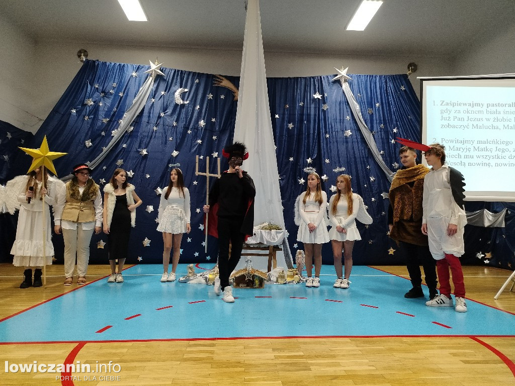 Wspólne kolędowanie w I LO w Łowiczu