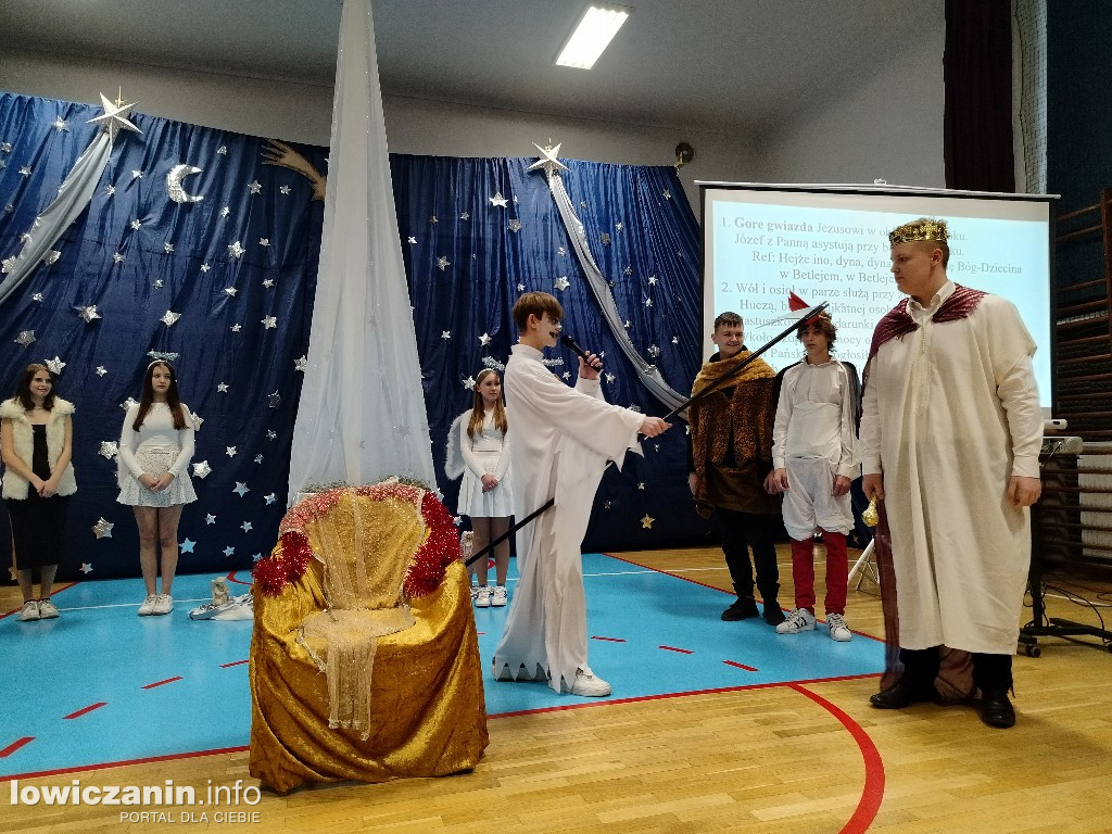 Wspólne kolędowanie w I LO w Łowiczu