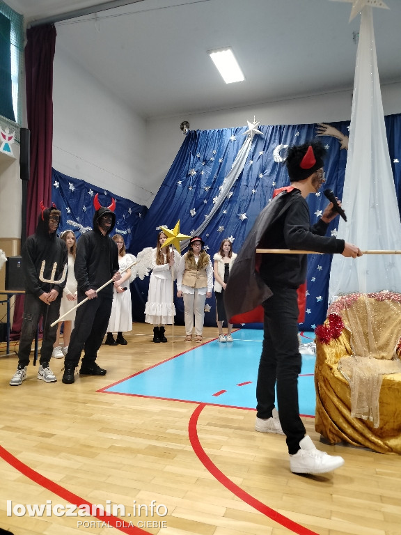 Wspólne kolędowanie w I LO w Łowiczu