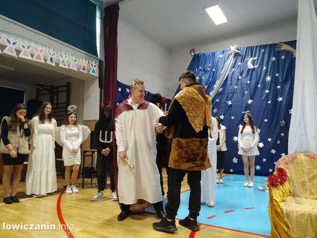 Wspólne kolędowanie w I LO w Łowiczu