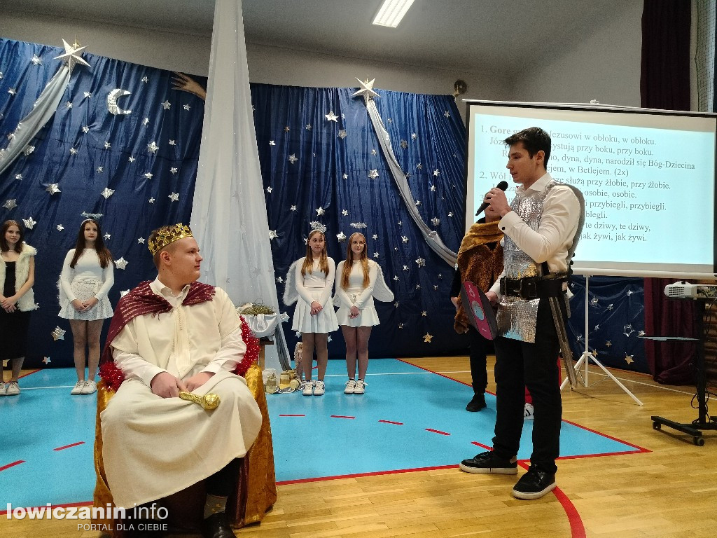 Wspólne kolędowanie w I LO w Łowiczu