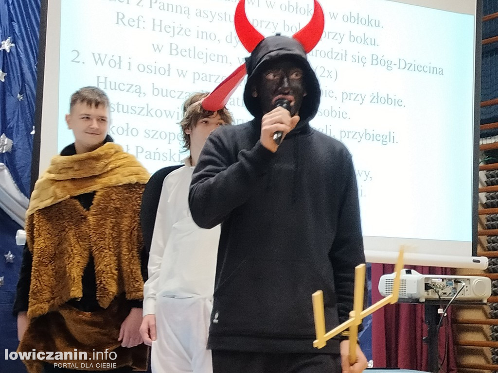 Wspólne kolędowanie w I LO w Łowiczu