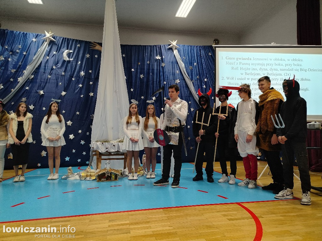 Wspólne kolędowanie w I LO w Łowiczu