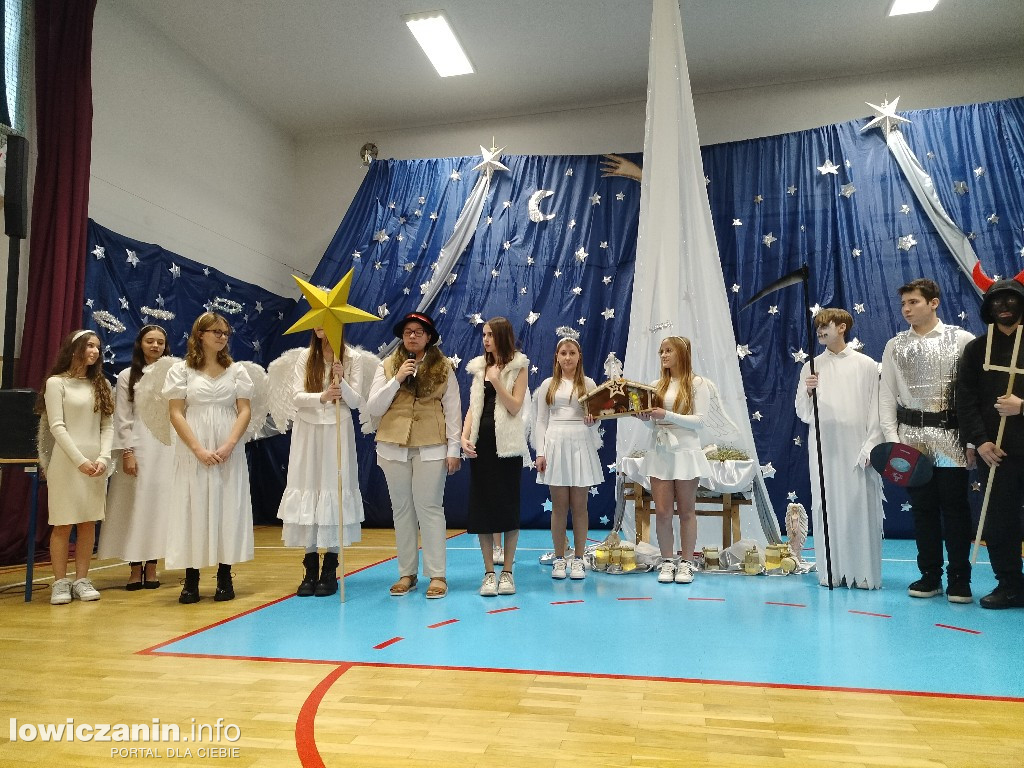 Wspólne kolędowanie w I LO w Łowiczu