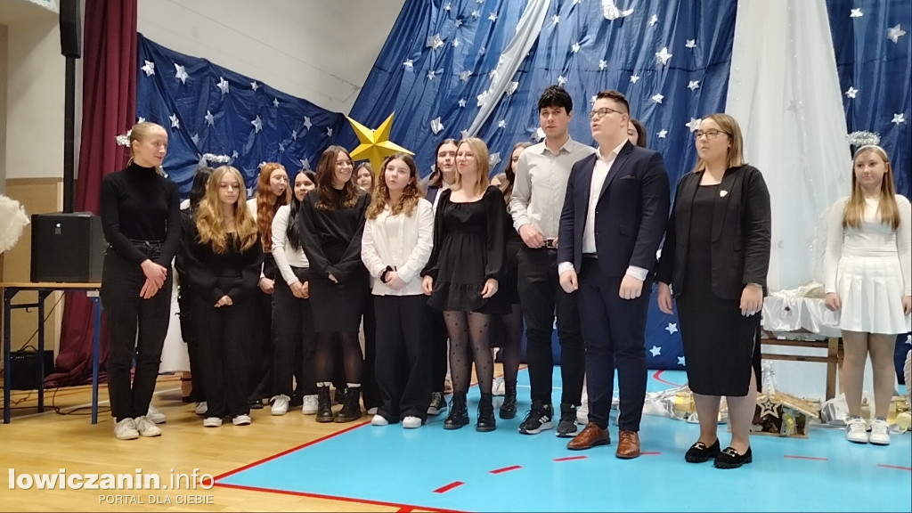 Wspólne kolędowanie w I LO w Łowiczu