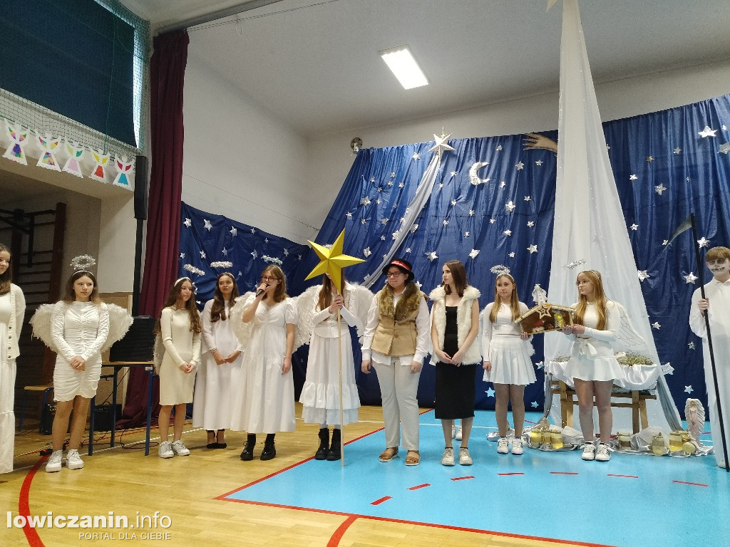Wspólne kolędowanie w I LO w Łowiczu