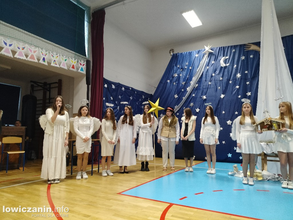 Wspólne kolędowanie w I LO w Łowiczu