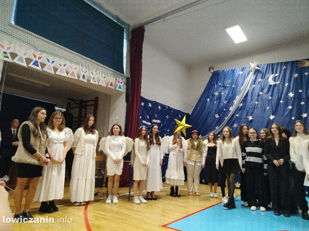 Wspólne kolędowanie w I LO w Łowiczu