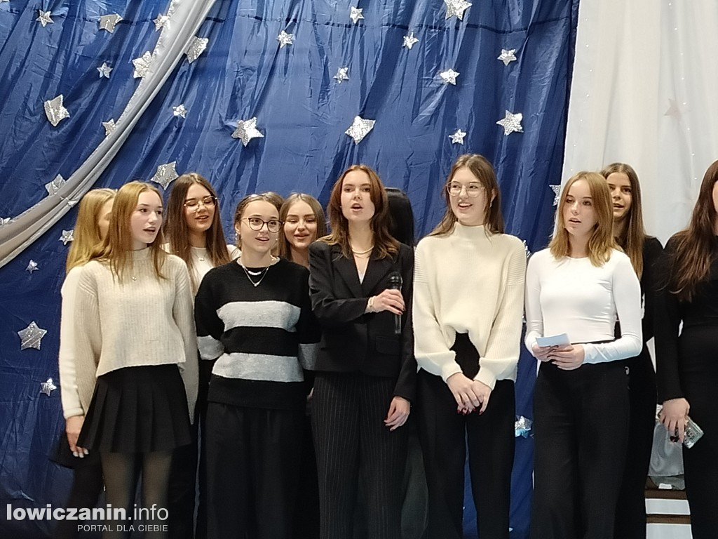 Wspólne kolędowanie w I LO w Łowiczu