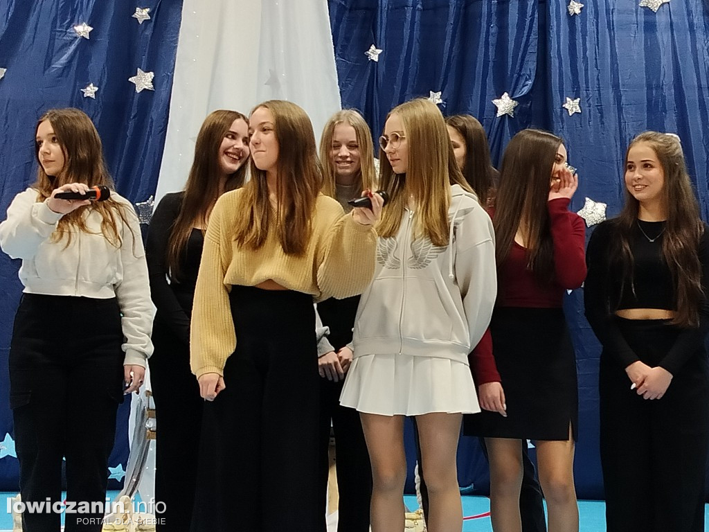 Wspólne kolędowanie w I LO w Łowiczu