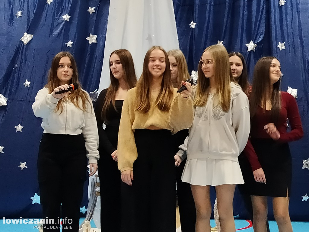 Wspólne kolędowanie w I LO w Łowiczu