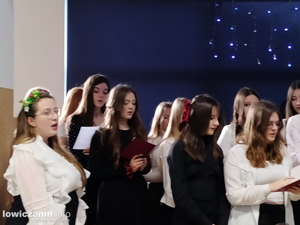 Wspólne kolędowanie w I LO w Łowiczu