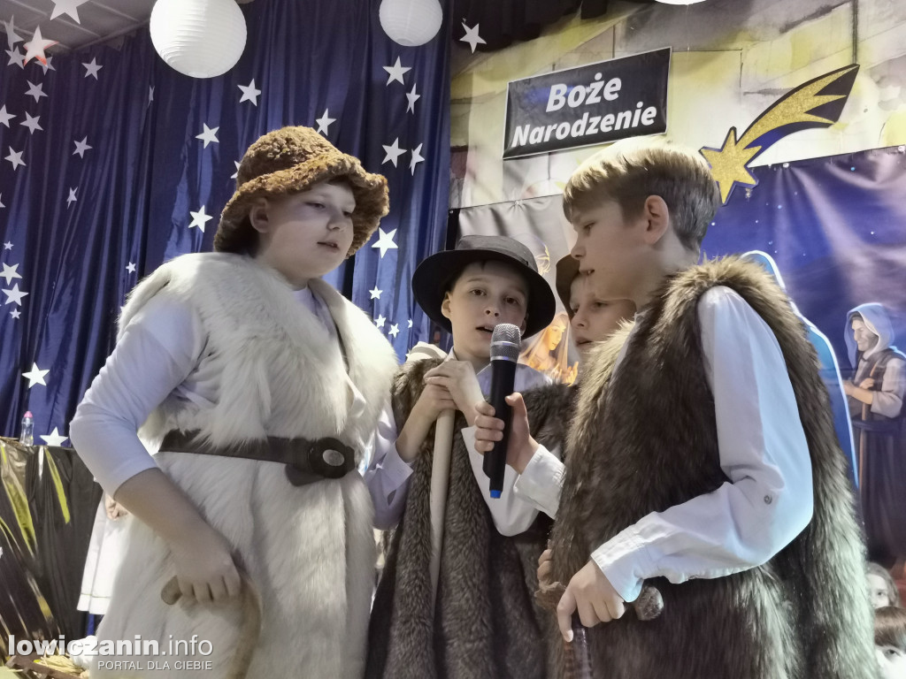 Piękne Jasełka w łowickiej Dwójce