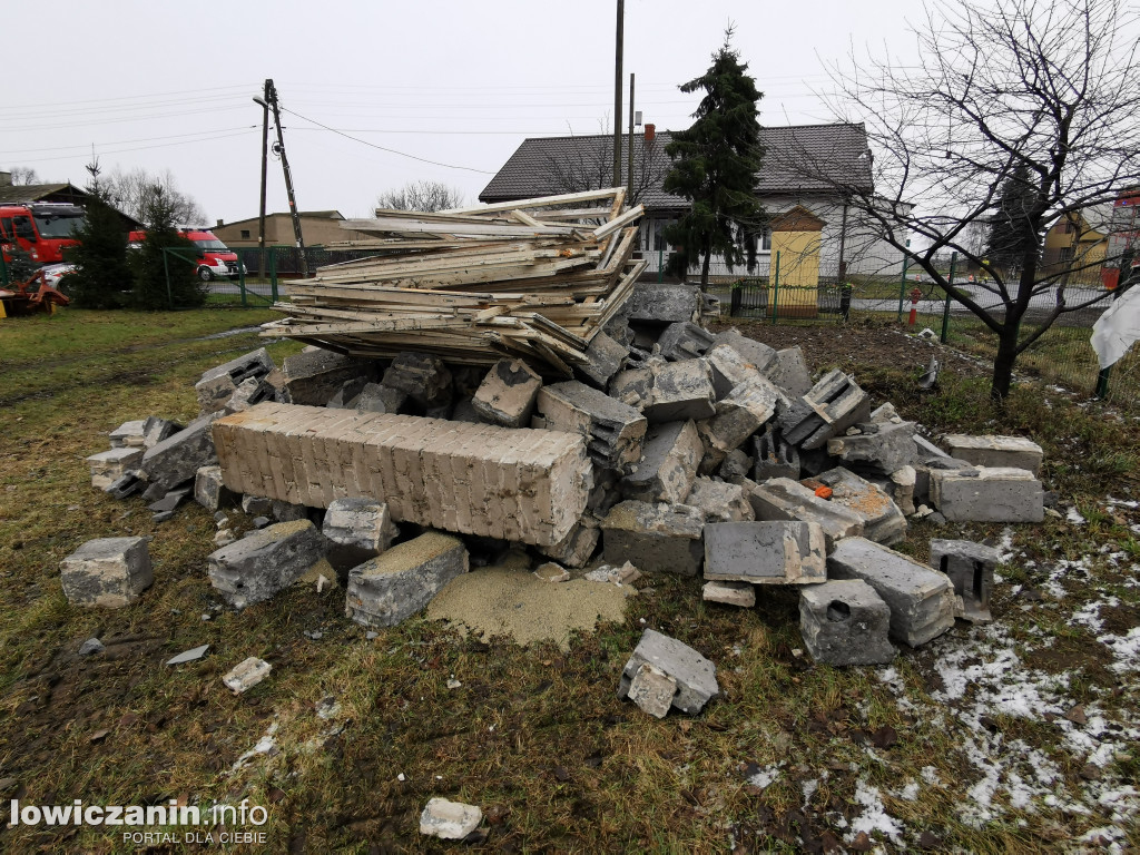 Zerwany dach w Klewkowie