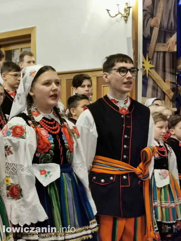 Koderki zaśpiewały w kościele na Korabce