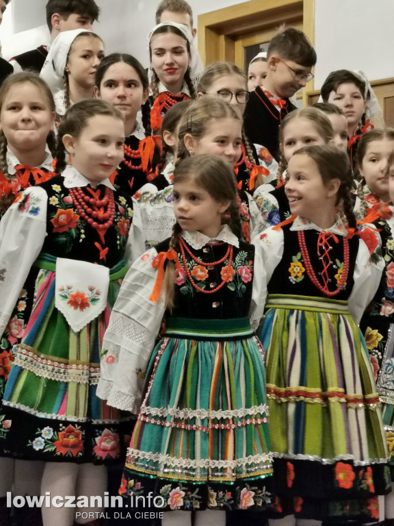 Koderki zaśpiewały w kościele na Korabce