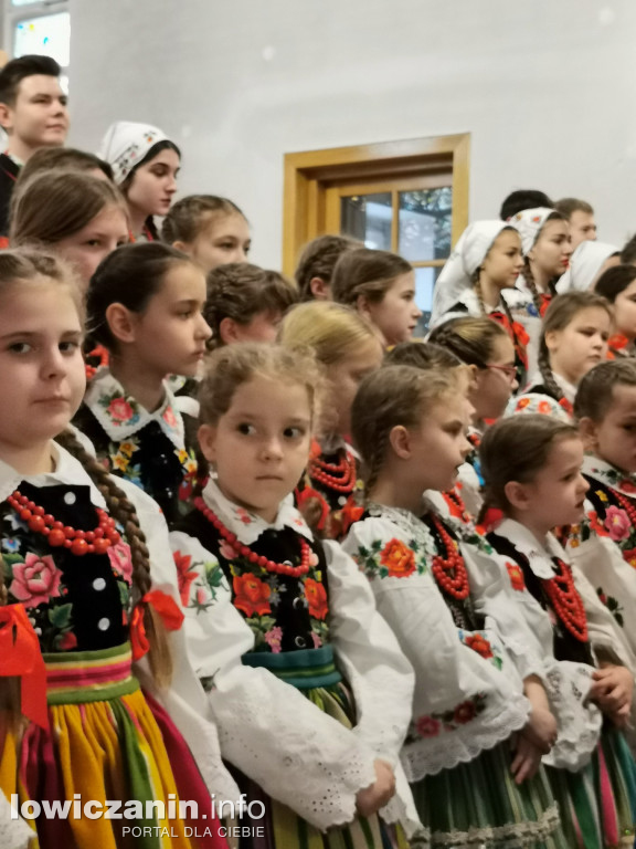 Koderki zaśpiewały w kościele na Korabce