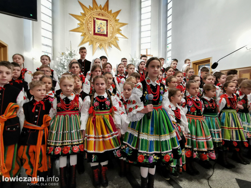 Koderki zaśpiewały w kościele na Korabce