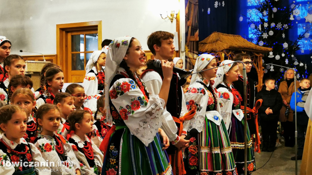 Koderki zaśpiewały w kościele na Korabce
