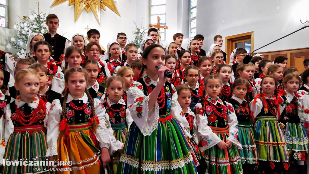 Koderki zaśpiewały w kościele na Korabce