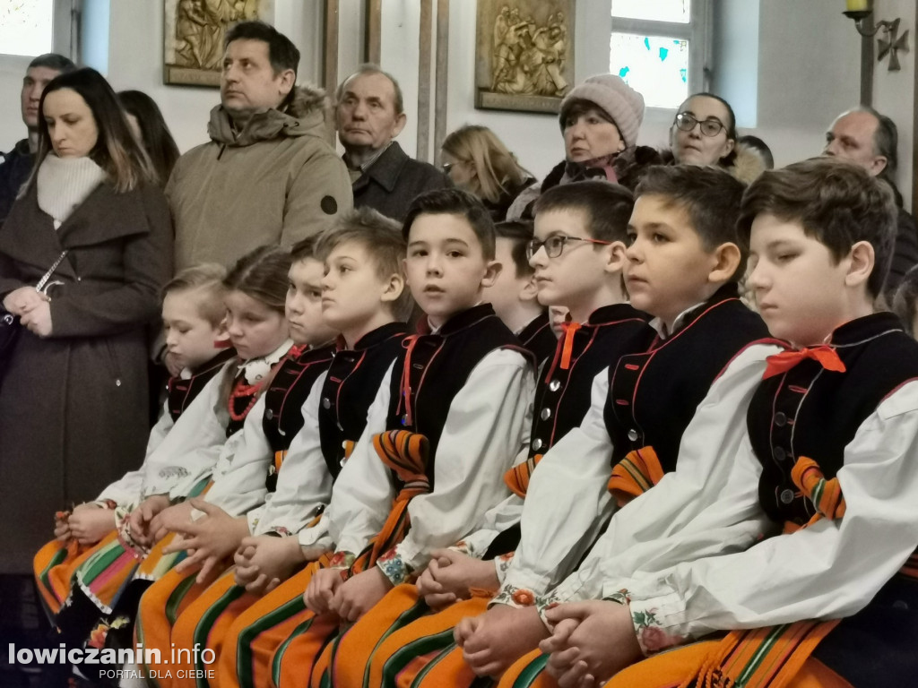 Koderki zaśpiewały w kościele na Korabce