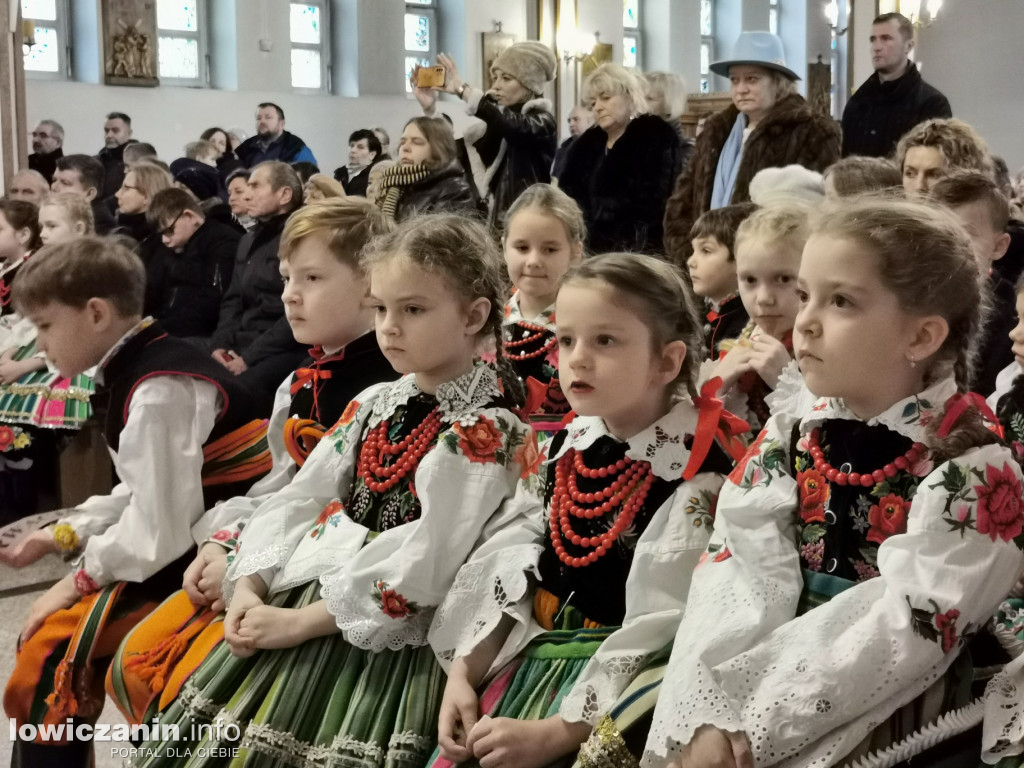 Koderki zaśpiewały w kościele na Korabce