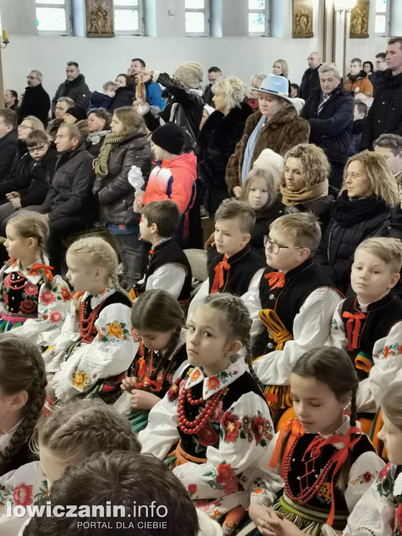 Koderki zaśpiewały w kościele na Korabce