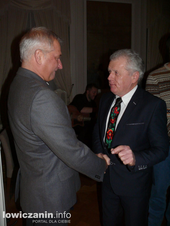 Gala Łowiczanin Roku 2023. Tytuł otrzymał Wojciech Pietrzak