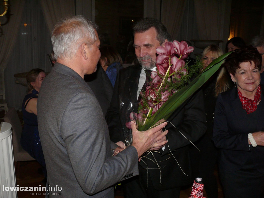 Gala Łowiczanin Roku 2023. Tytuł otrzymał Wojciech Pietrzak