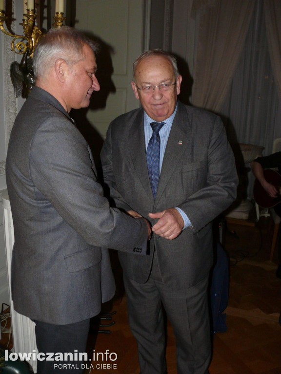 Gala Łowiczanin Roku 2023. Tytuł otrzymał Wojciech Pietrzak
