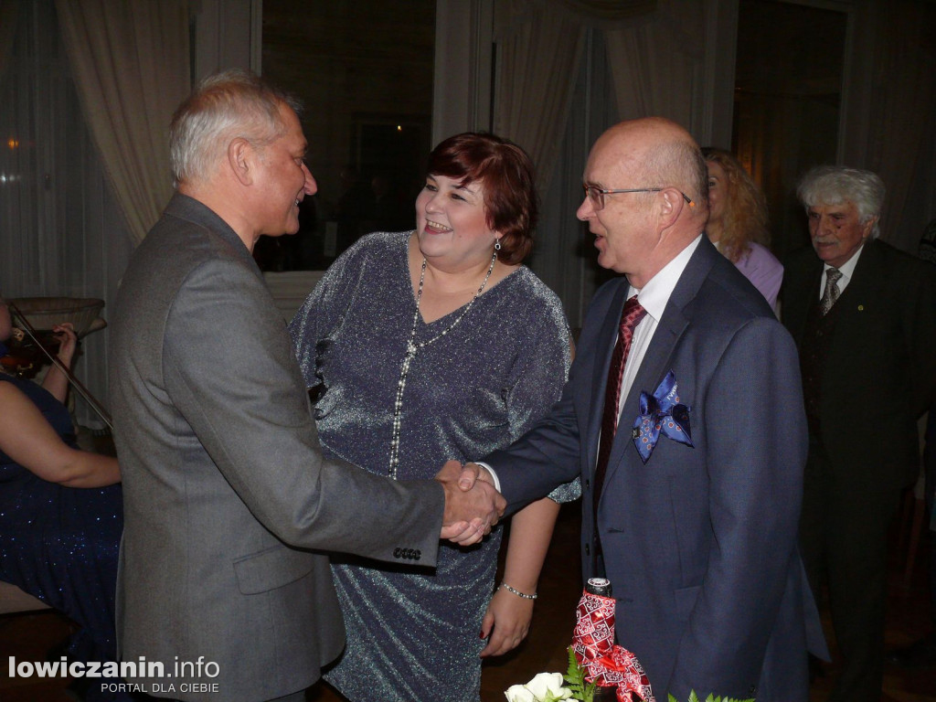Gala Łowiczanin Roku 2023. Tytuł otrzymał Wojciech Pietrzak